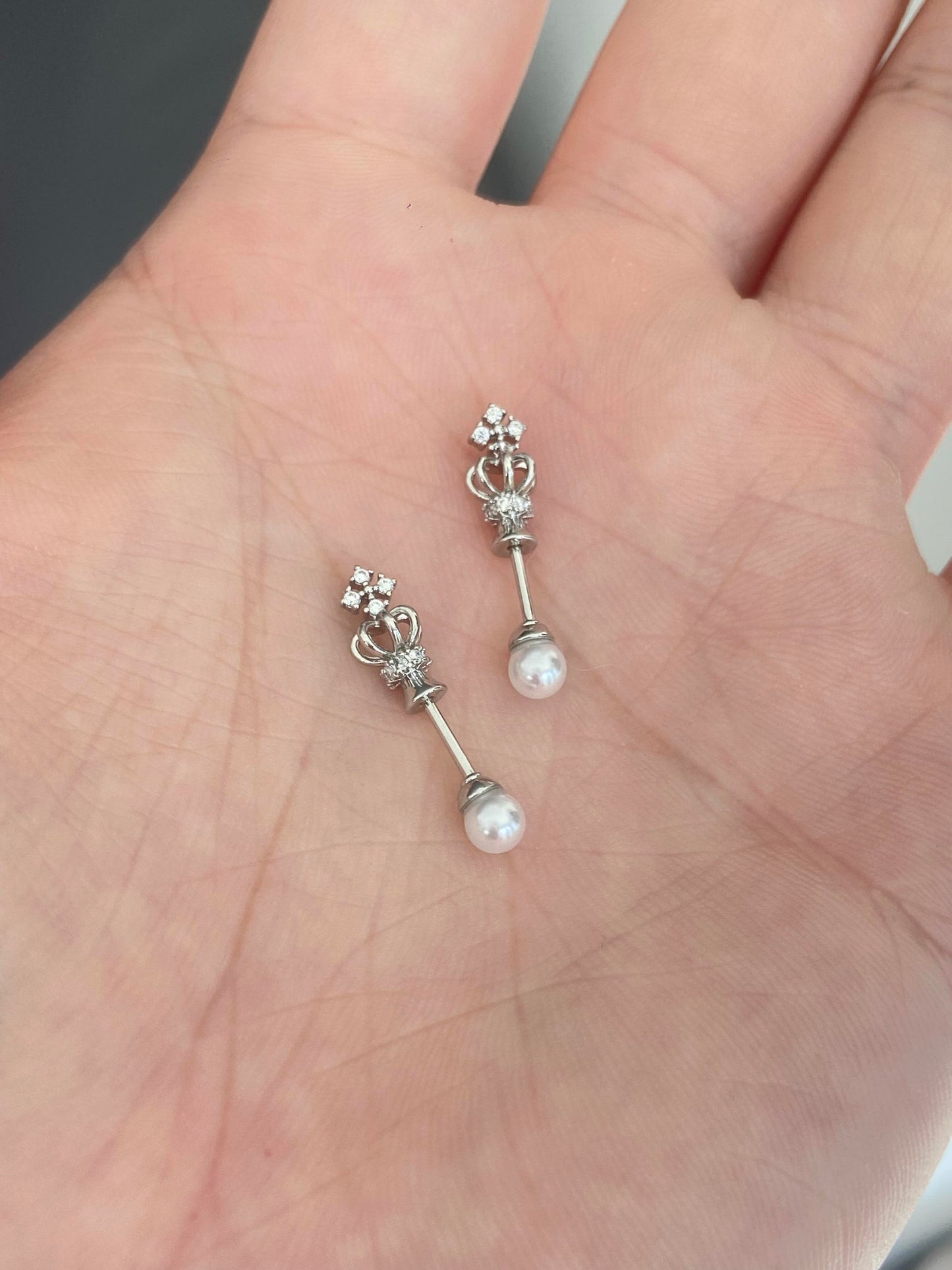 Crown Pearl Helix Earrings