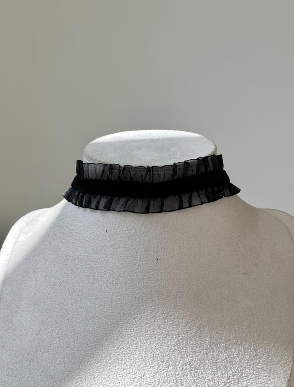 Gothic Noir Ruffle Lace Choker