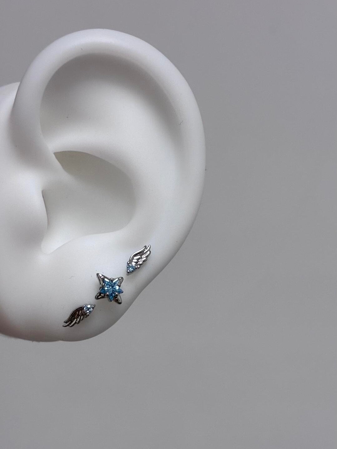 Heaven’s Glow Earring Stack ( Blue )