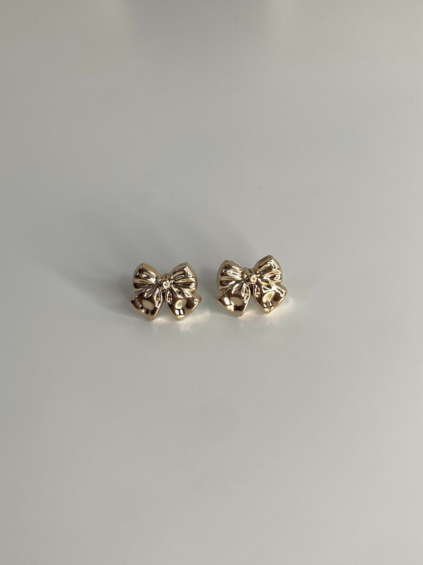 Elysian Tie Gold Helix Earrings