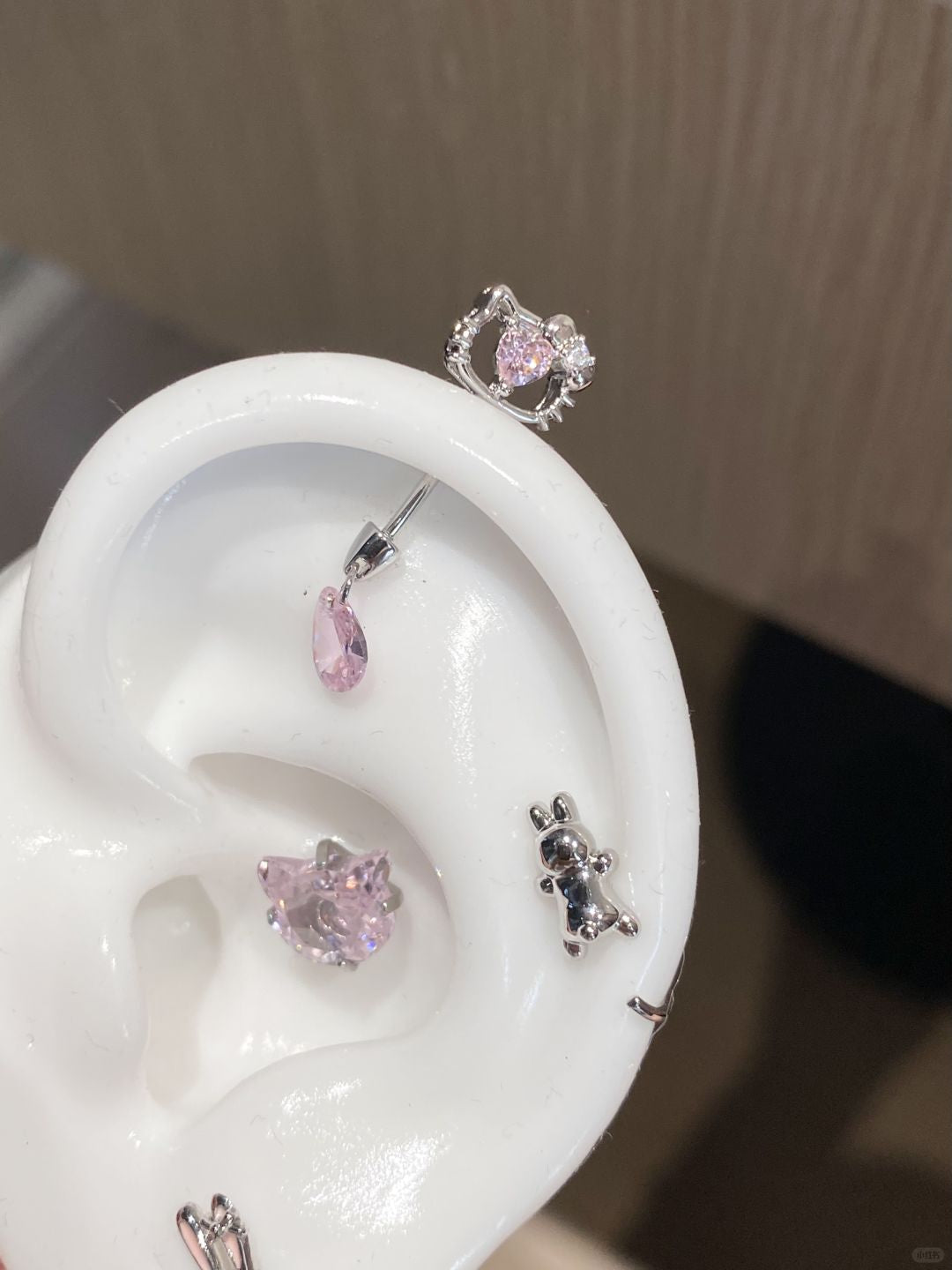 Kitty Wand Vertical Helix Earrings