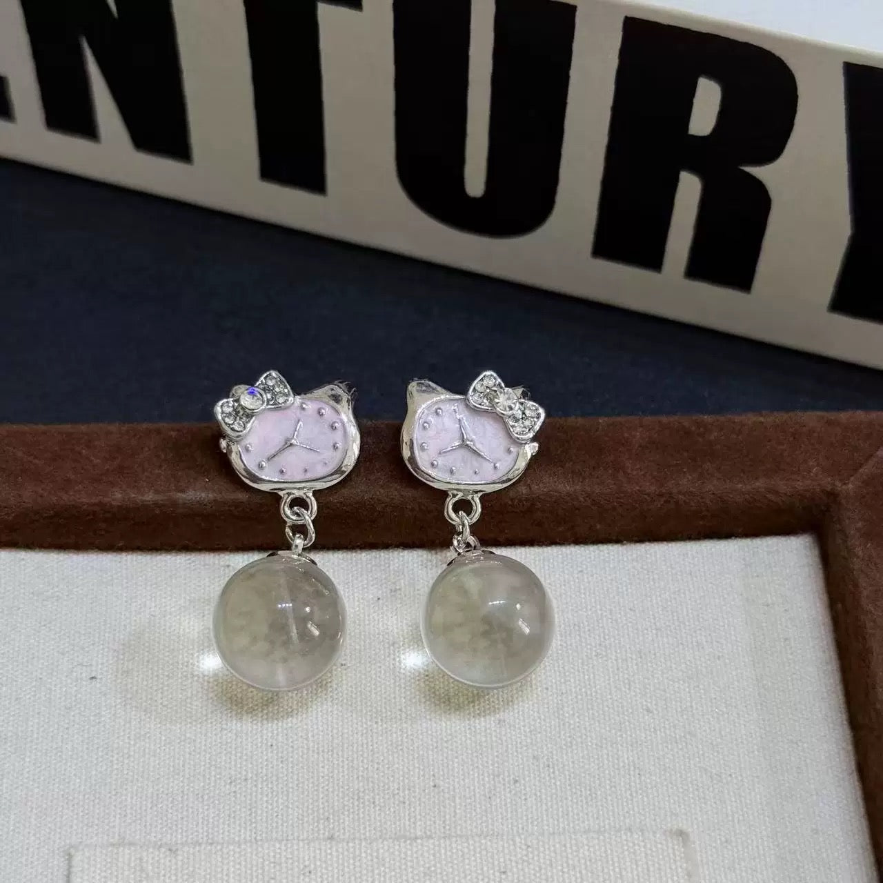 Kitty Clock Pearl Drop Earrings