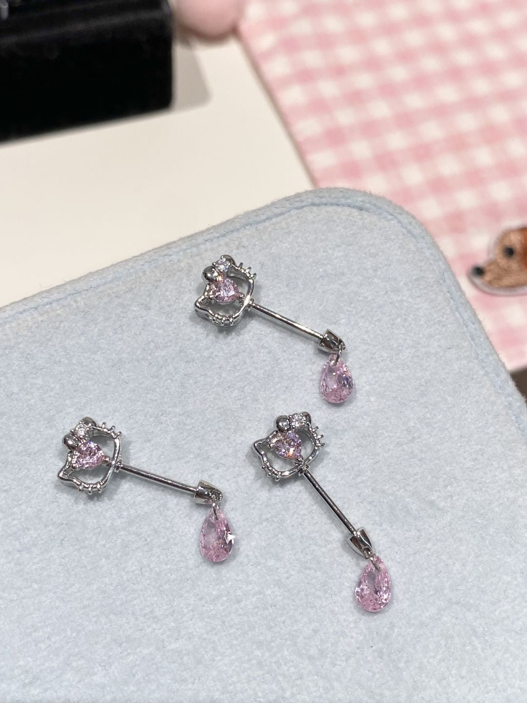 Kitty Wand Vertical Helix Earrings