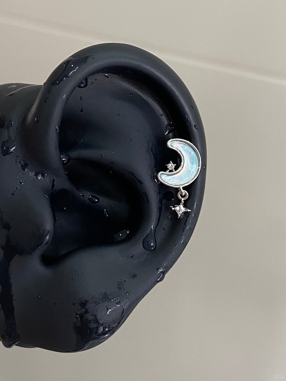 Astride Helix Earrings