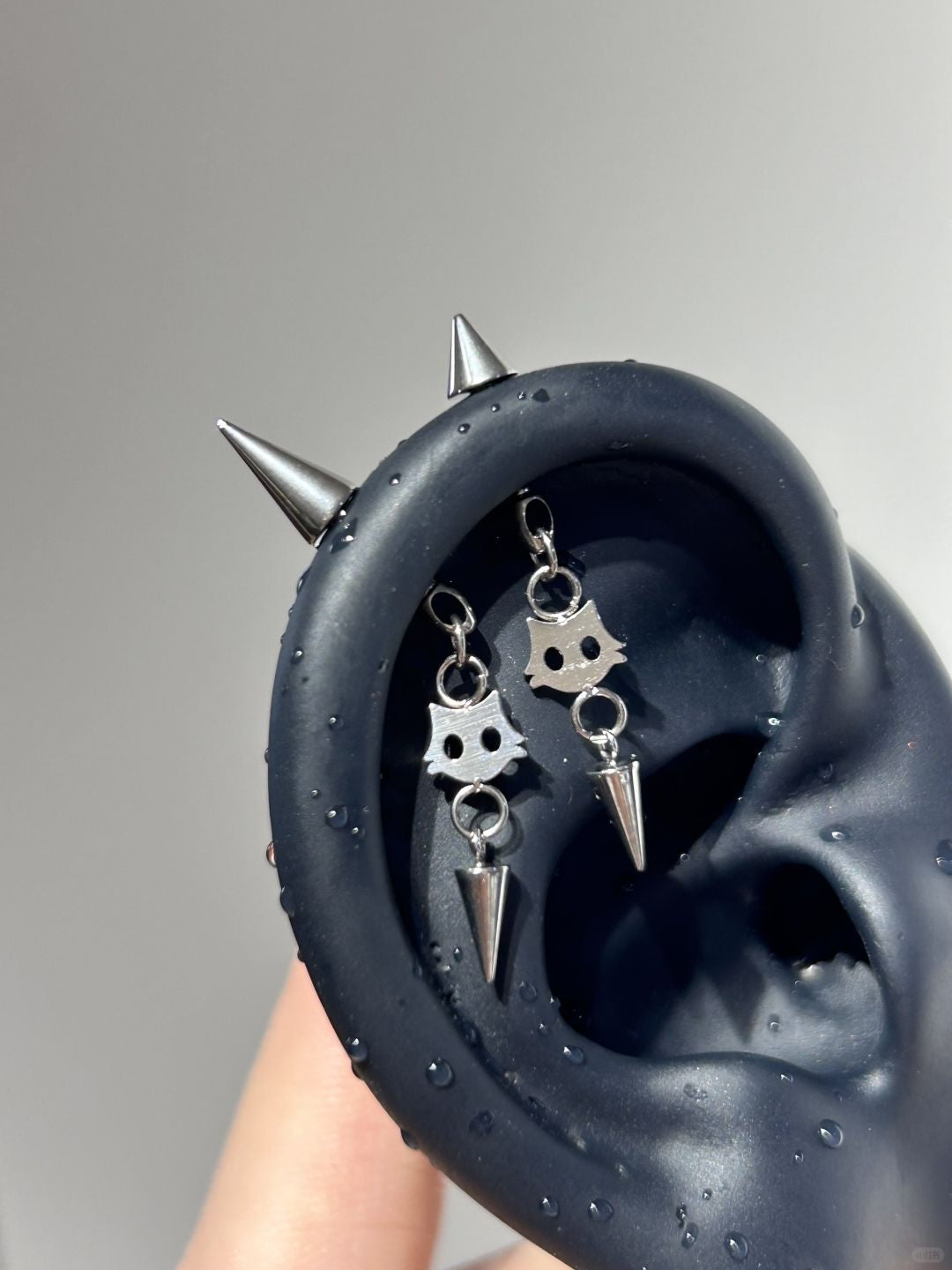 Vicious Kitten Vertical Helix Earrings