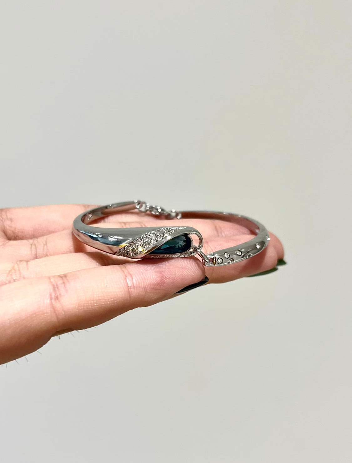 Deep Sea Teardrop Bracelet