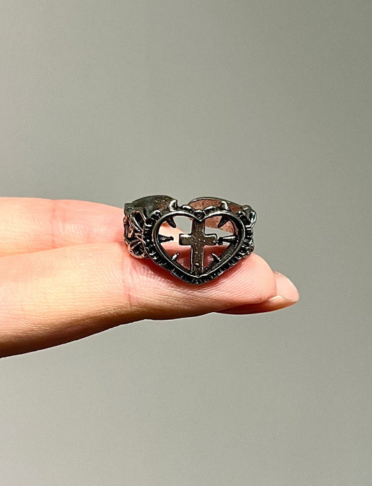 Gothic Cross-Heart Ring