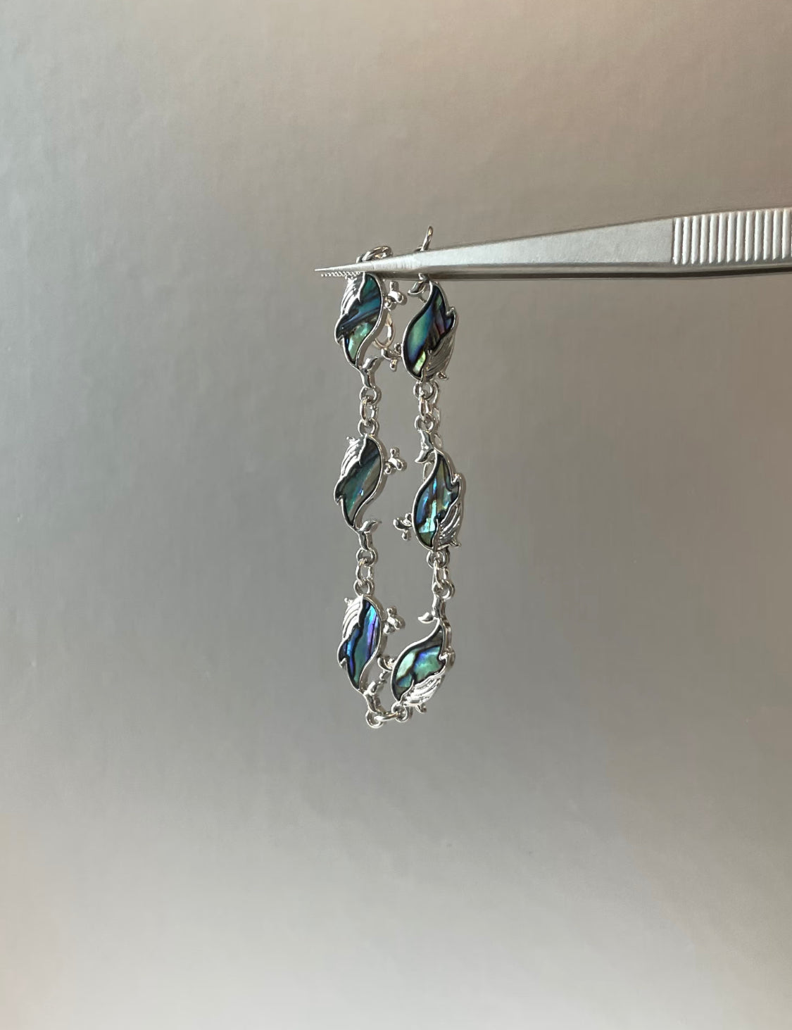 Iridescent Whale Link