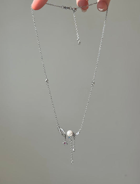 Pearl And Shooting Star Design